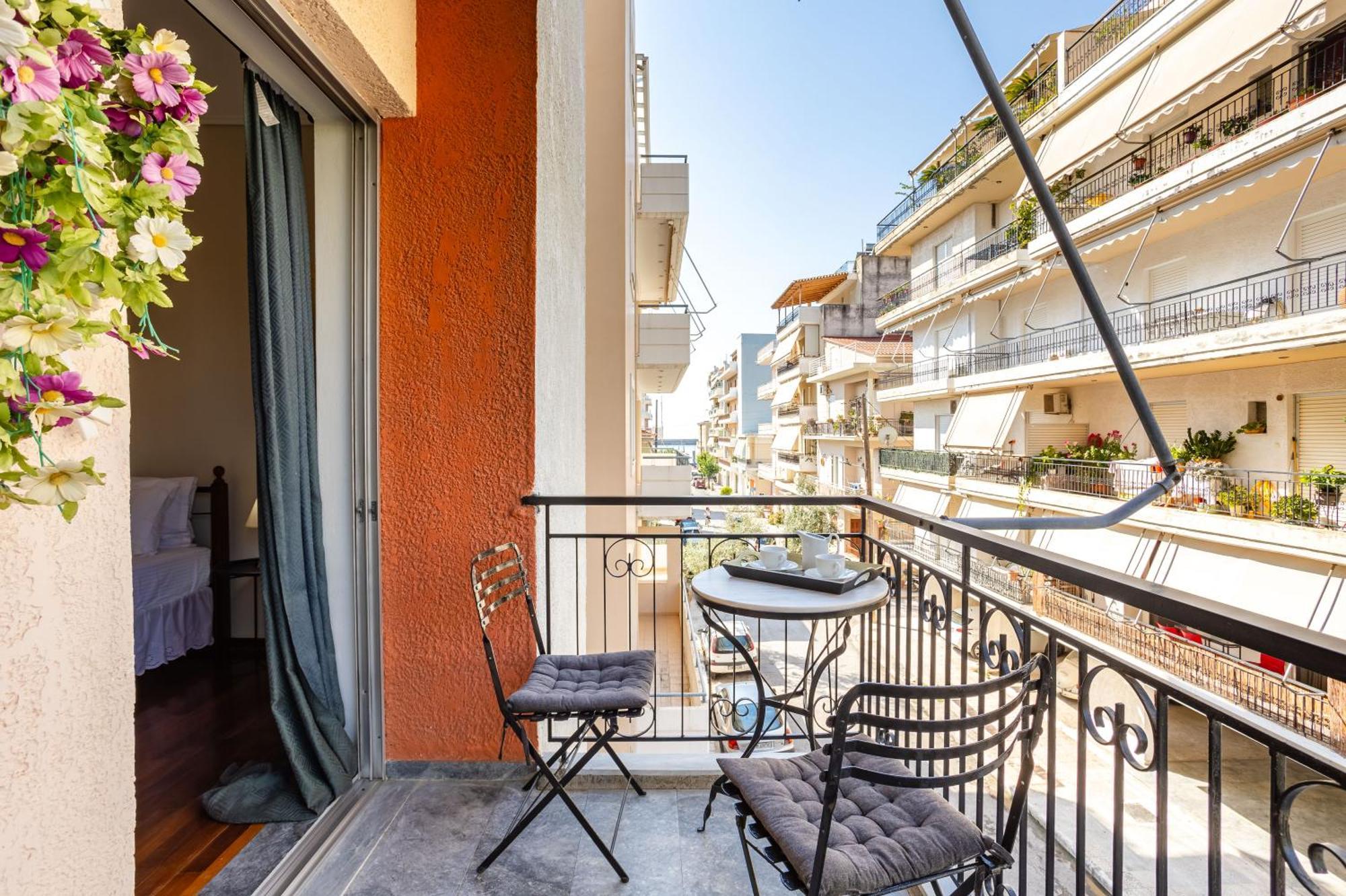 Vicky'S Cozy Nest, Your Home By The Sea Kalamata Exterior foto