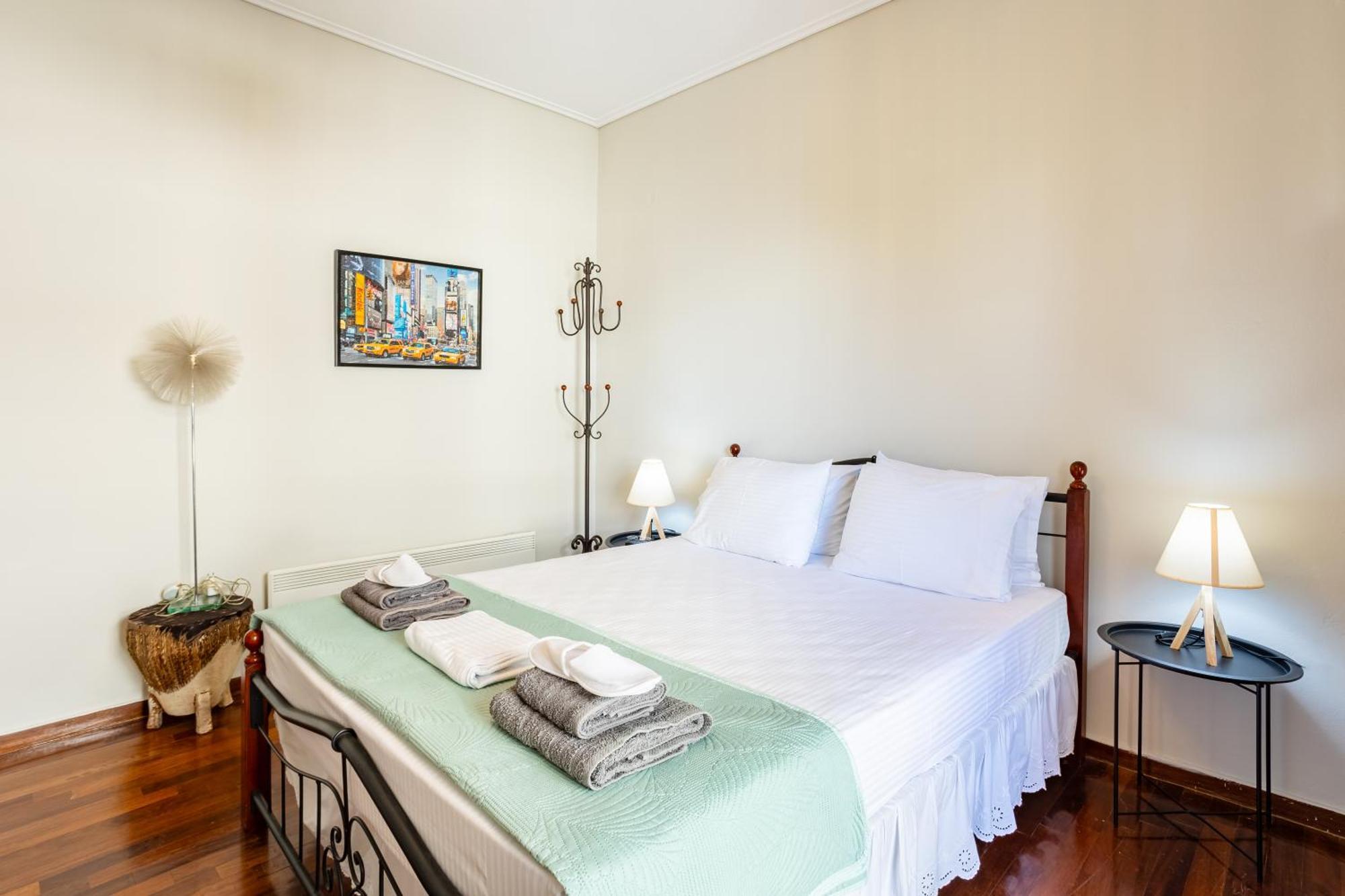 Vicky'S Cozy Nest, Your Home By The Sea Kalamata Exterior foto